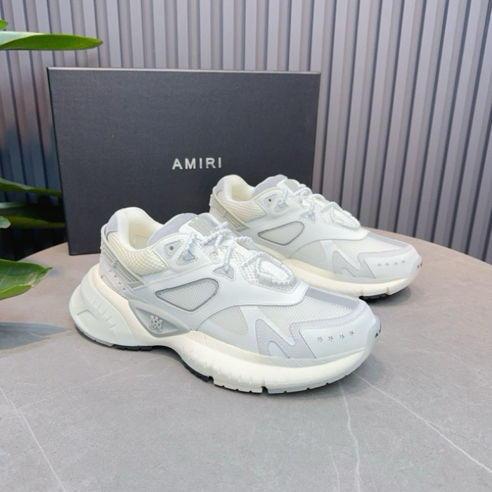 AR1M1 Low-Top Sneaker - CCSHOES