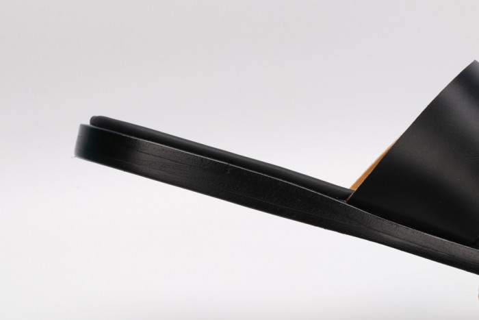 Herme Slippers - CCSHOES