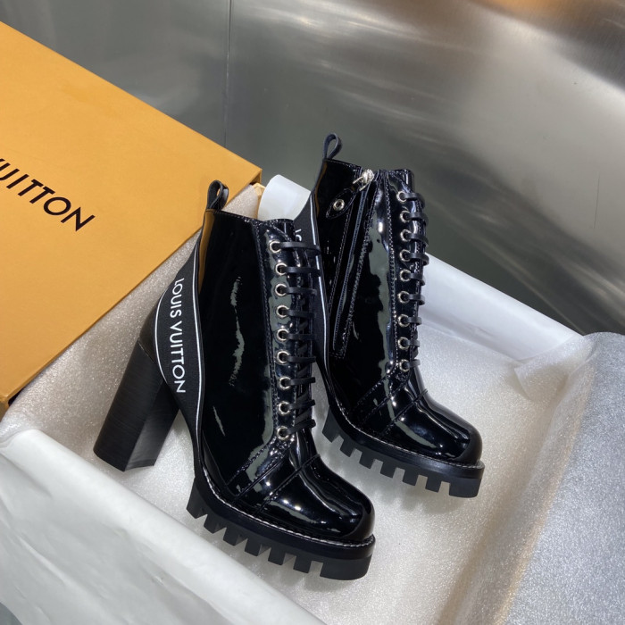 LOUS VUITON BROWN STAR TRAIL ANKLE BOOTS - CCSHOES