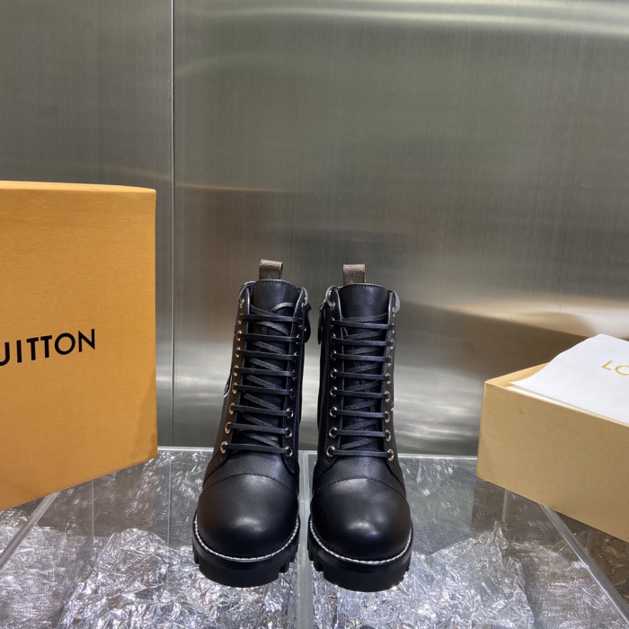 LOUS VUITON BROWN STAR TRAIL ANKLE BOOTS - CCSHOES