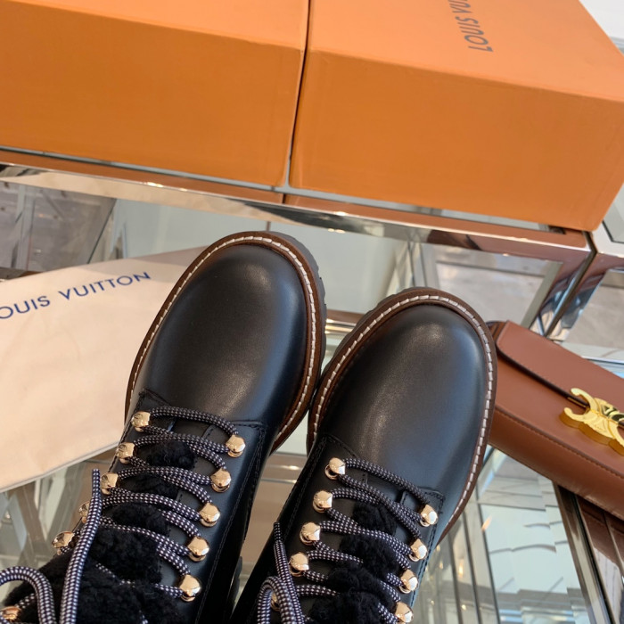 LOUS VUITON BOOTS - CCSHOES
