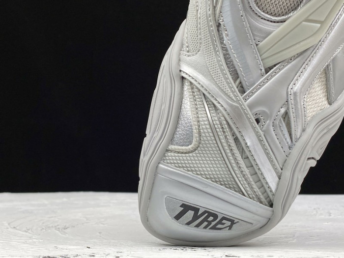 BLCG Tyrex Silver 617517 W2WA1 8100 - CCSHOES