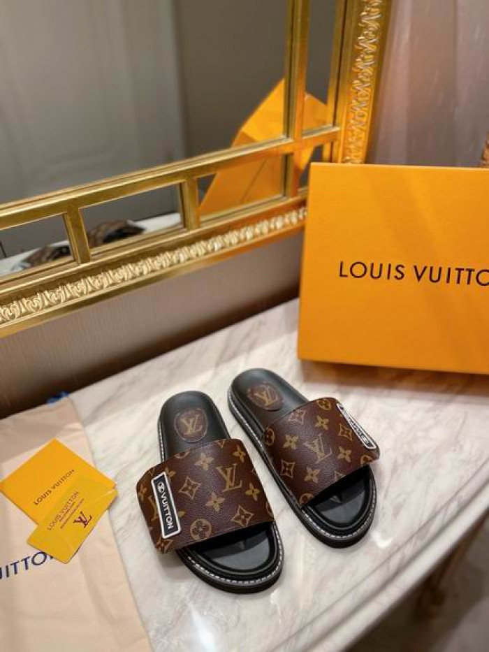 LV SLIPPERS - CCSHOES