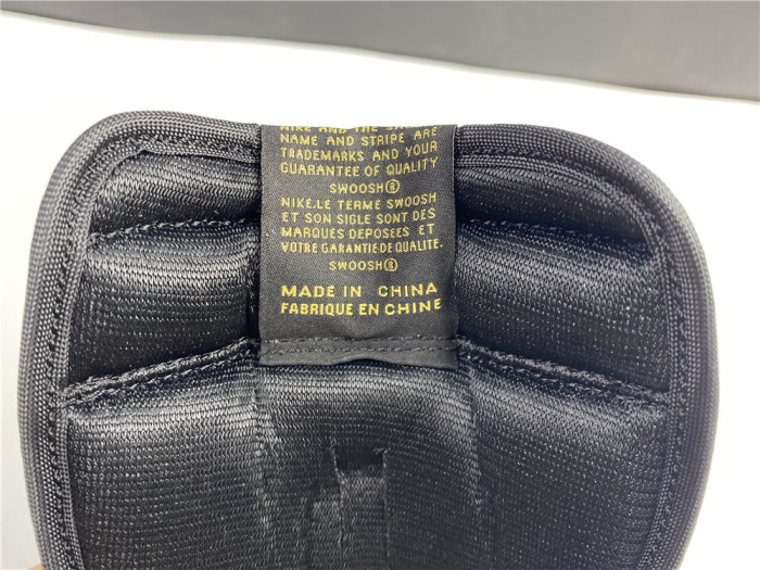 AIR JORDAN 1 RETRO HIGH BLACK METALLIC GOLD (2020) 555088-032 - CCSHOES