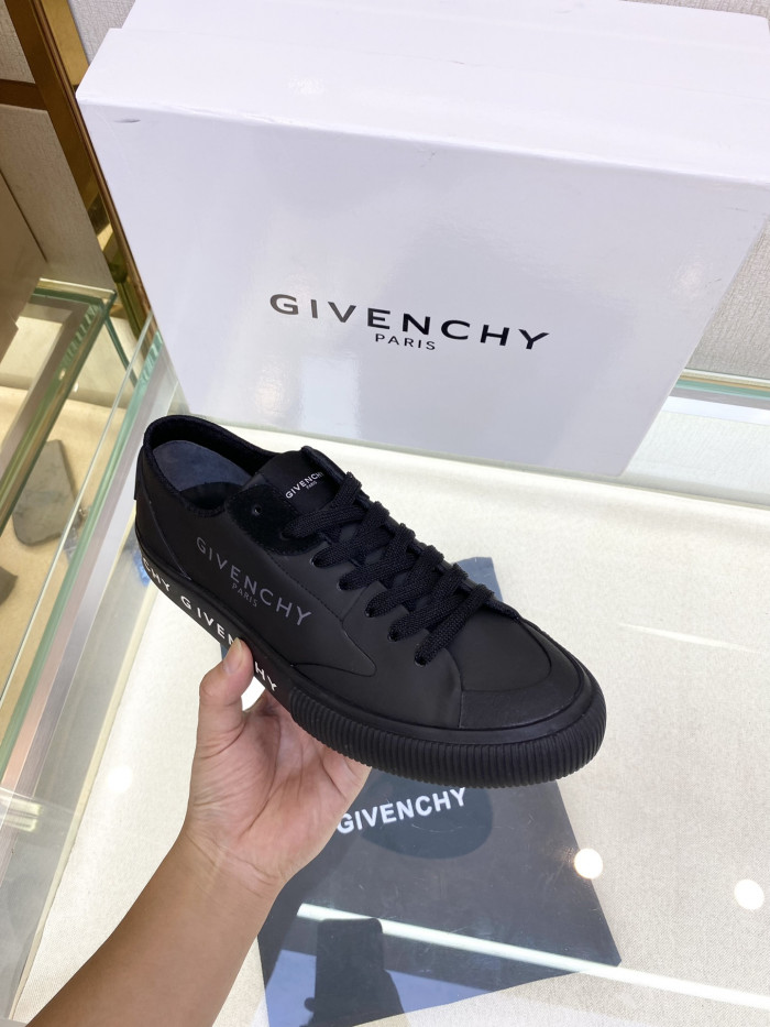 Givench Spectre Low-TOP SNEAKER - CCSHOES