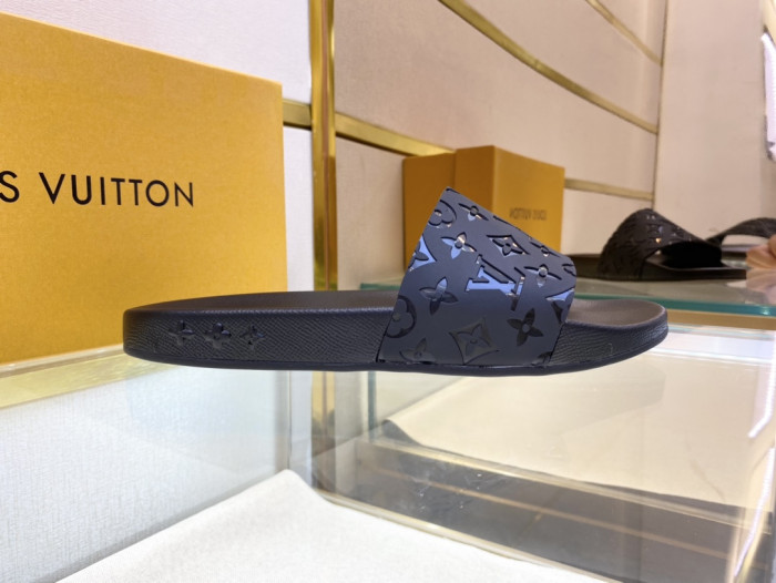 Loui Vuitto SLIPPERS - CCSHOES