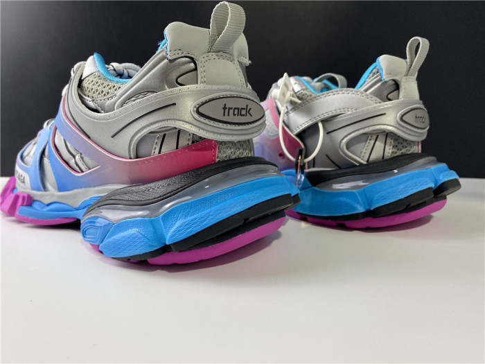 BLCG Track 3.0 542023 W1GC1 4051 - CCSHOES