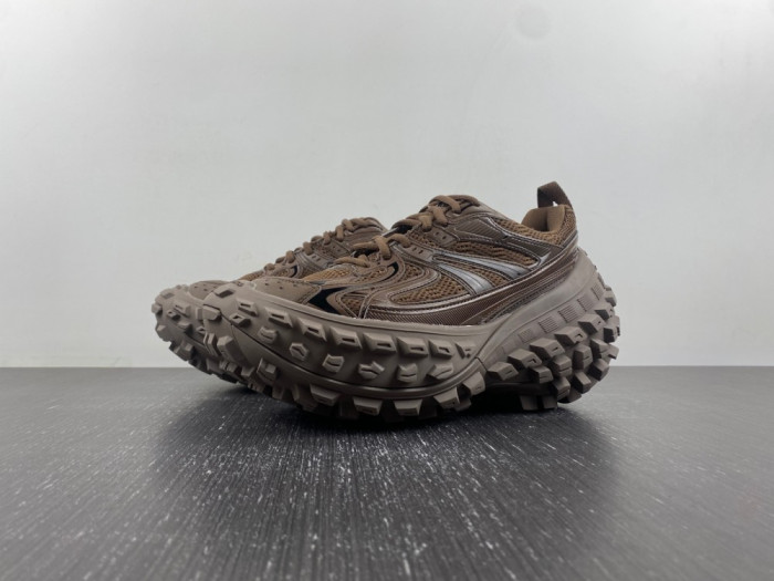 BLCG DEFENDER SNEAKER 685613-W2RB5 2408 - CCSHOES