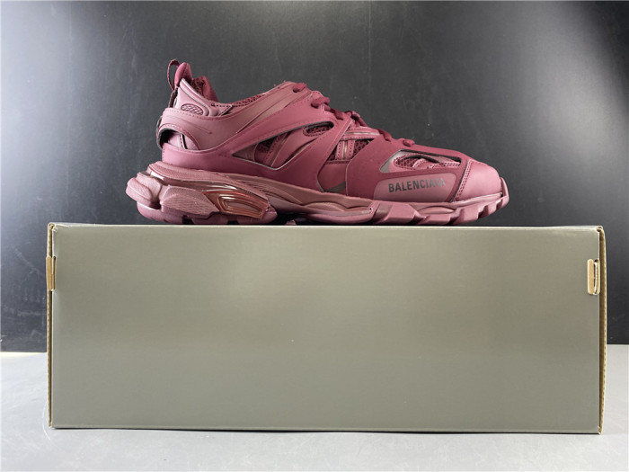 BLCG Track 3.0 542023 W2LA1 5504 - CCSHOES