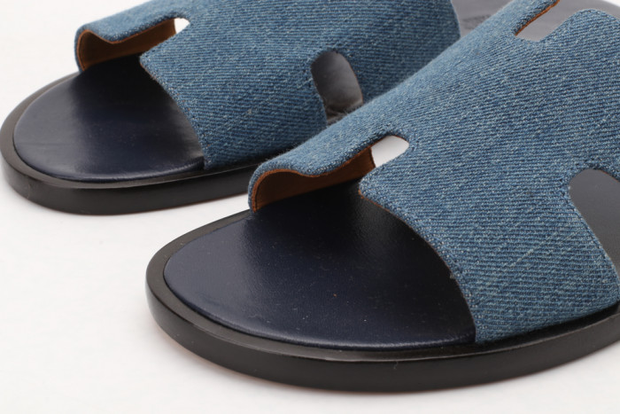 Herme Slippers - CCSHOES