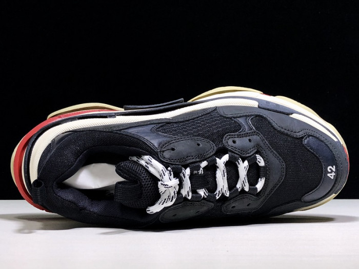 BLCG TRIPLE S TRAINER 'BLACK RED' 2018 533882 W09O1 1000 - CCSHOES