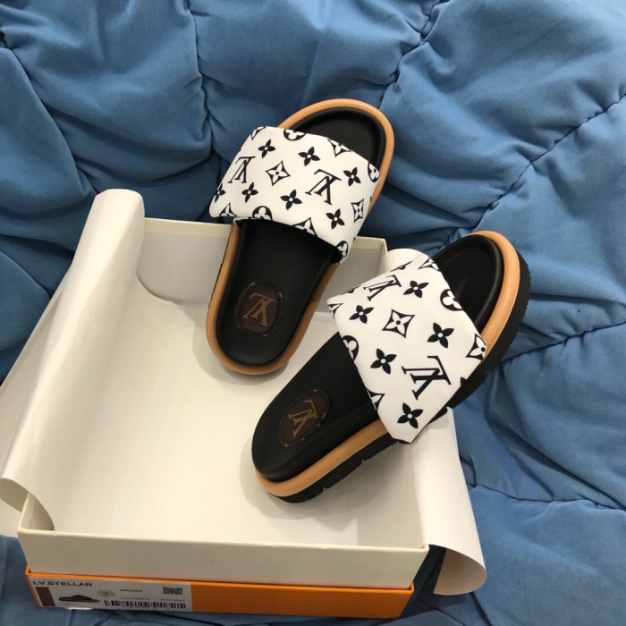 LV SLIPPERS - CCSHOES