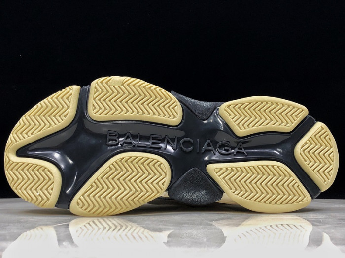 BLCG Triple S DSM 483513-W06F1-9080 - CCSHOES