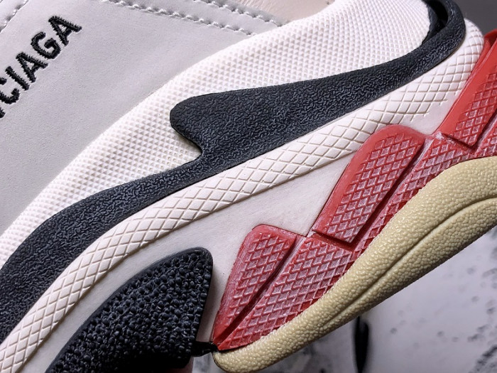 BLCG Triple S White Black Red 533882 W09E1 9000 - CCSHOES