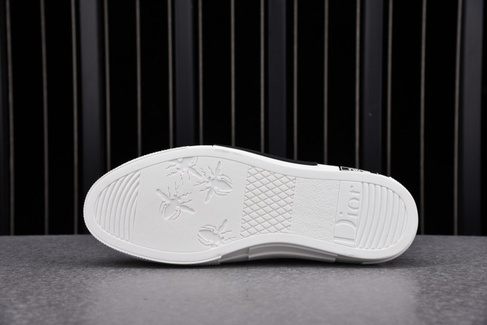 DR Homme Kaws - CCSHOES