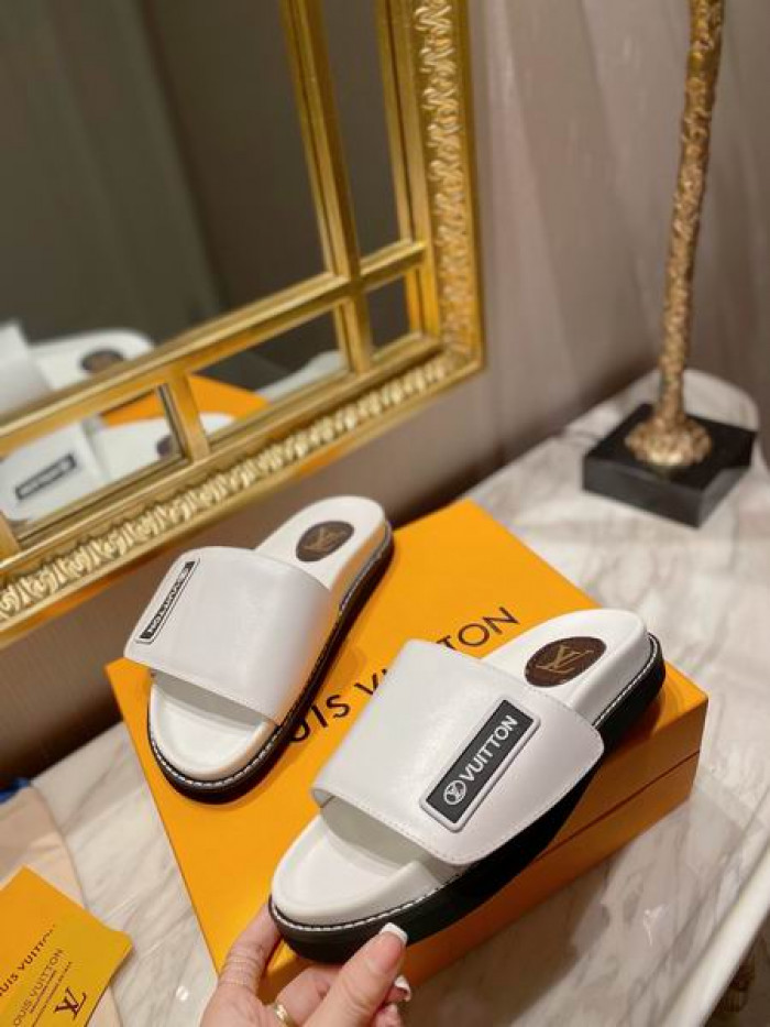 LV SLIPPERS - CCSHOES
