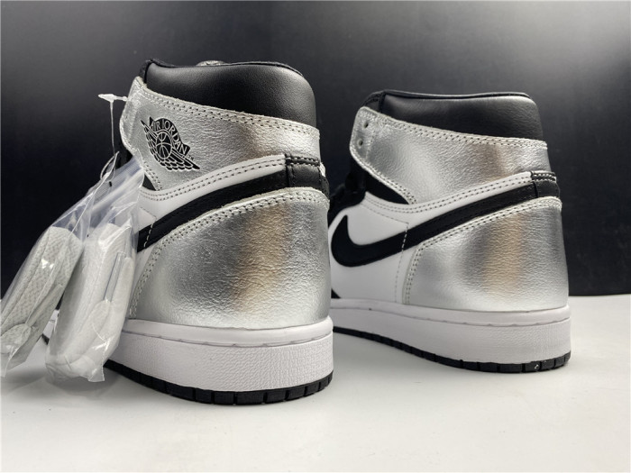 AIR JORDAN 1 HIGH OG WMNS “SILVER TOE” CD0461-001 - CCSHOES