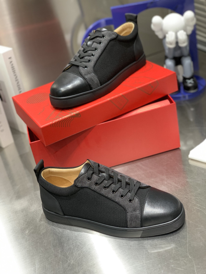 Christian Louboutin Louis Junior Spikes - CCSHOES