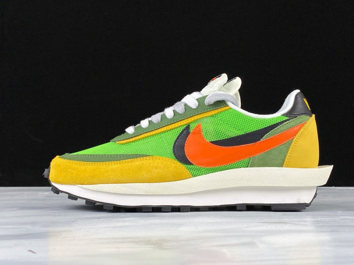 Sacai x Nike LDV Waffle Daybreak Green Multi BV0073-300 - CCSHOES