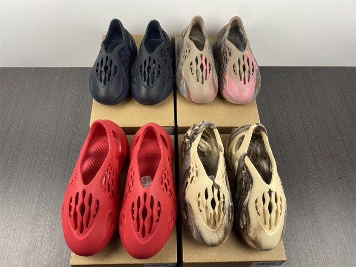 Adidas Yeezy Foam Runner HP8739 - CCSHOES