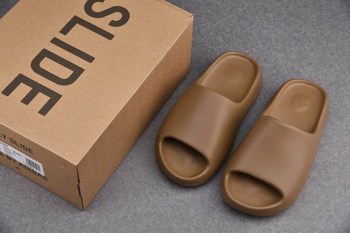 Adidas Yeezy Slide Core G55492 - CCSHOES