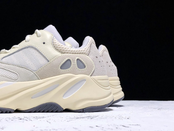 Adidas Yeezy Boost 700 Analog EG7596 - CCSHOES