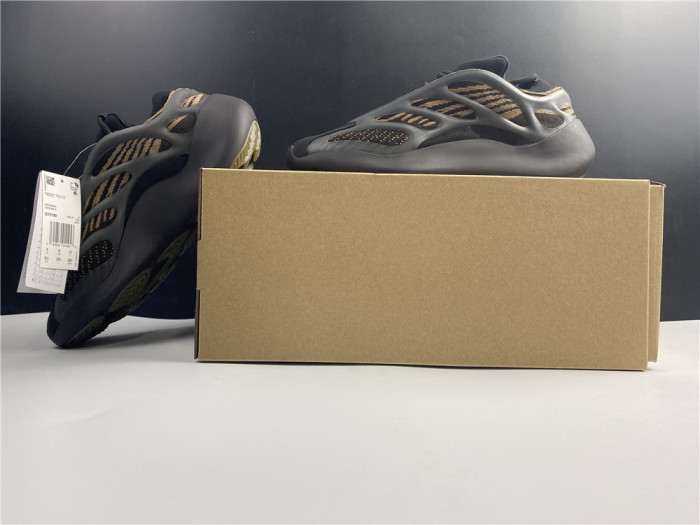 ADIDAS YEEZY 700 V3 GY0189 - CCSHOES