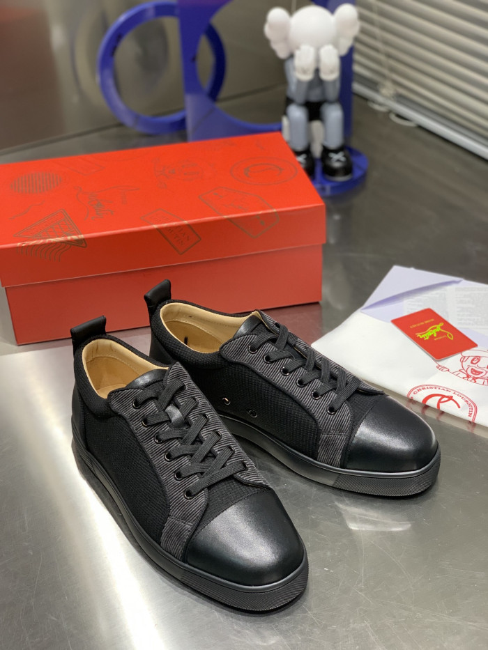 Christian Louboutin Louis Junior Spikes - CCSHOES