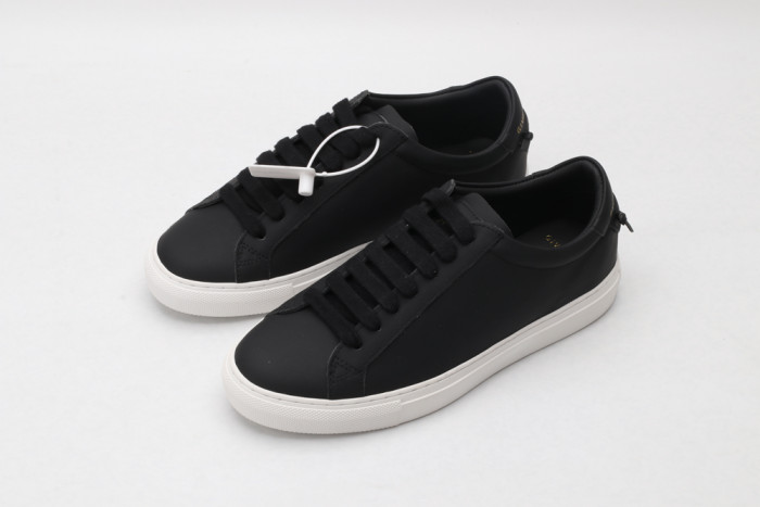 Givench LOW-TOP SNEAKER - CCSHOES