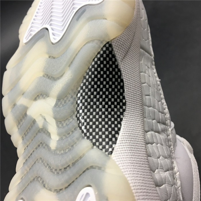 Air Jordan 11 Low Heiress Frost White 897331-100 - CCSHOES