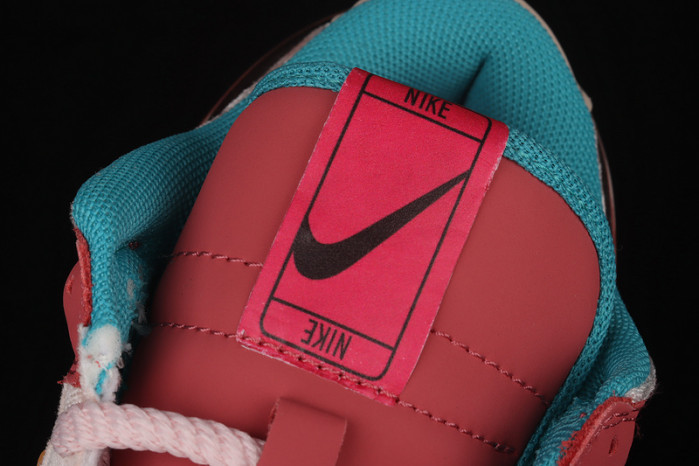Nike Dunk Mid Social Status Free Lunch Strawberry Milk DJ1173-600 - CCSHOES