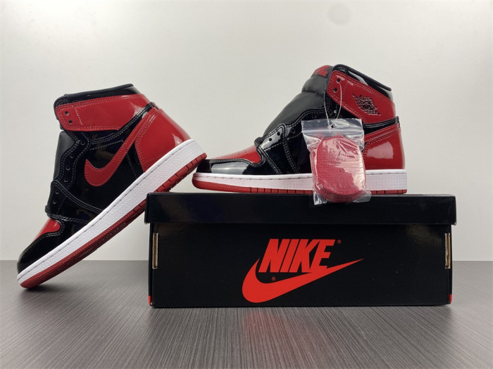 Air Jordan 1 High OG “Bred Patent” 555088-063 - CCSHOES