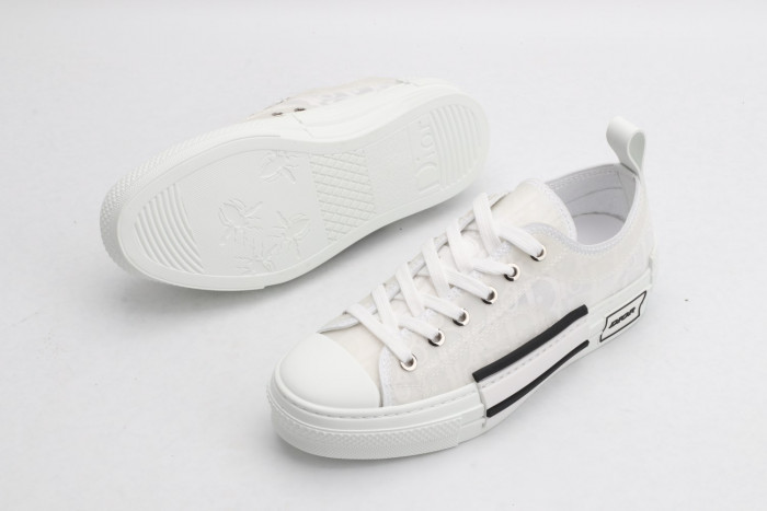 DR B23 Oblique Low Top Sneakers - CCSHOES