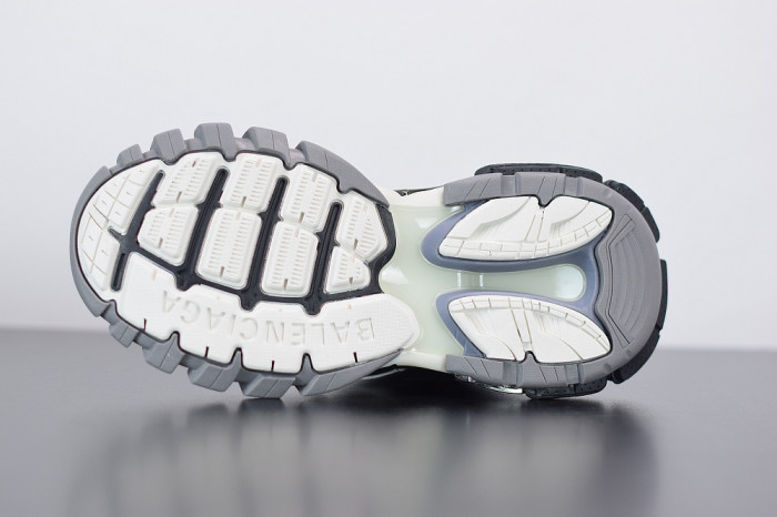 BLCG Track 2 570391 W2GN3 1090 - CCSHOES