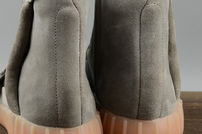 ADIDAS YEEZY 750 BOOST LIGHT GREY GUM GLOW DARK BB1840 - CCSHOES