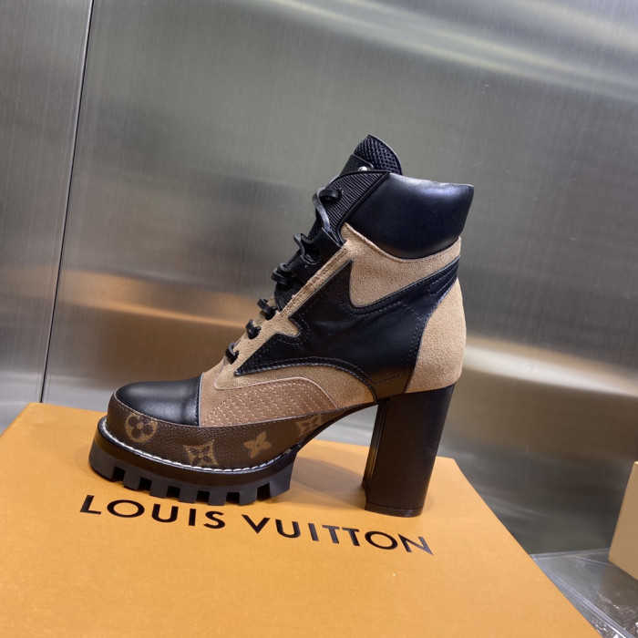 LOUS VUITON BROWN STAR TRAIL ANKLE BOOTS - CCSHOES