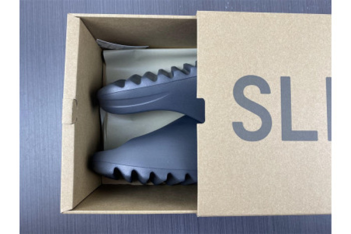 ADIDAS YEEZY SLIDE ONYX HQ6448 - CCSHOES
