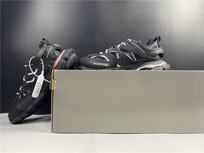 BLCG Track Sneaker 542023 W1GB1 2945 - CCSHOES