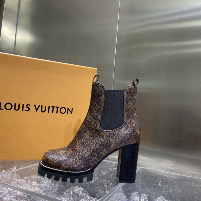 LOUS VUITON BROWN STAR TRAIL ANKLE BOOTS - CCSHOES