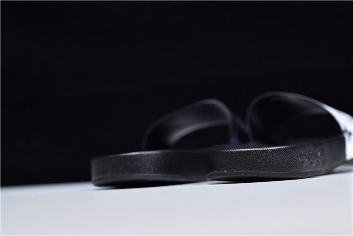 Loui Vuitto SLIPPERS - CCSHOES
