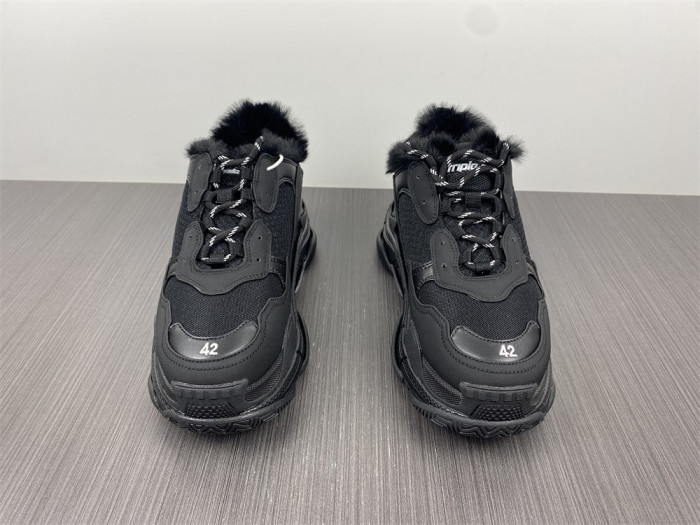 BLCG TRIPLE S SNEAKER 68563 W3CQ5 1000 - CCSHOES