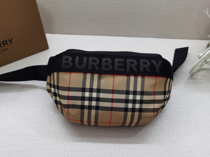 BURBERY SONNY FANNY PACK - CCSHOES