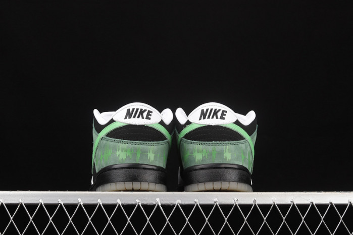 Nike SB Dunk Low C&K 313170-031 - CCSHOES