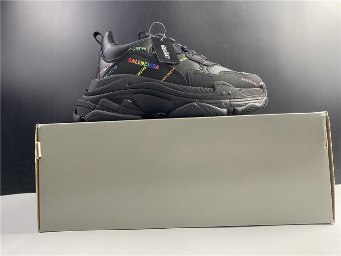 BLCG SNEAKER TRIPLE.S.524033 W2FA1 1210 - CCSHOES