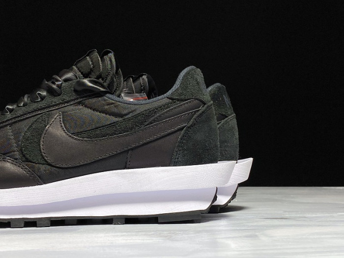 Nike LD Waffle Sacai Black Nylon BV0073-002 - CCSHOES