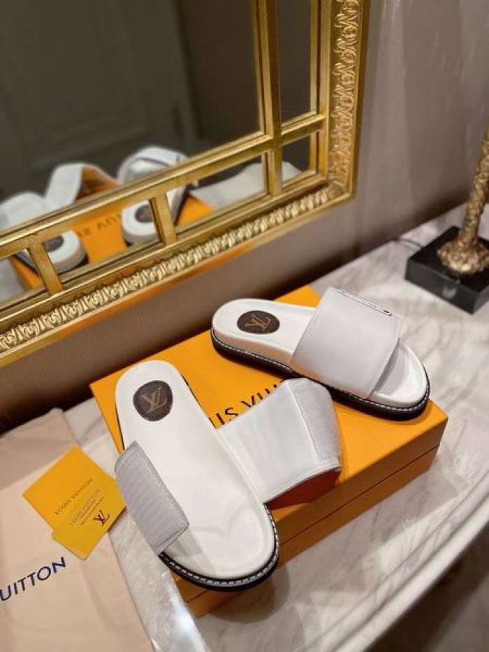 LV SLIPPERS - CCSHOES