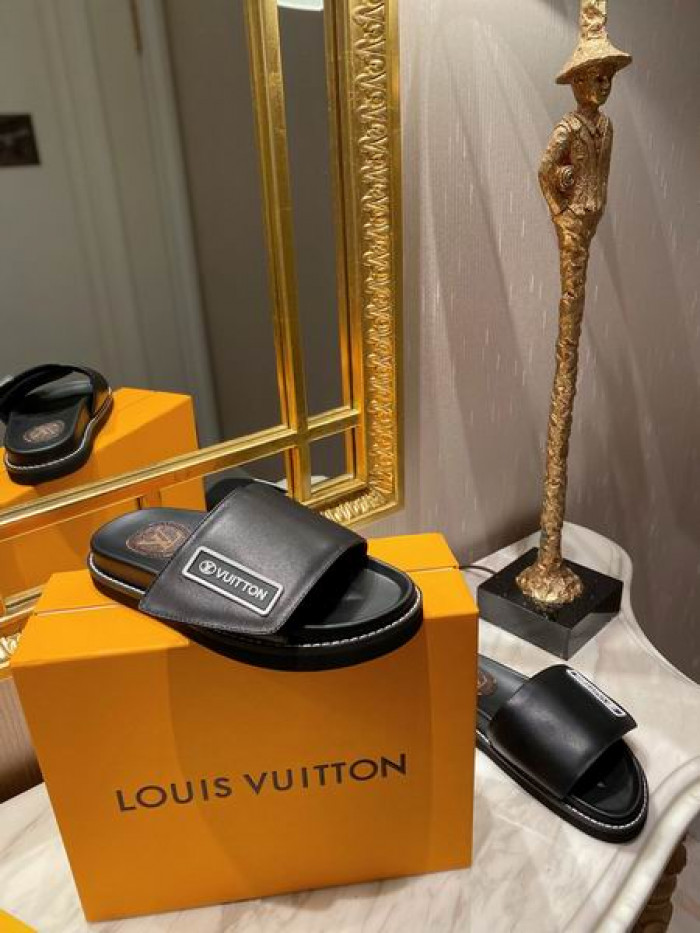 LV SLIPPERS - CCSHOES