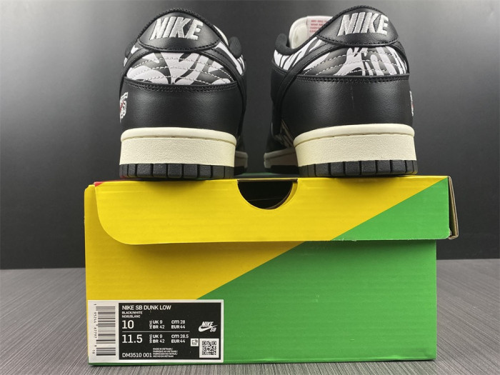 Quartersnacks x Dunk Low SB 'Little Debbie’s Zebra Cakes' DM3510-001 - CCSHOES