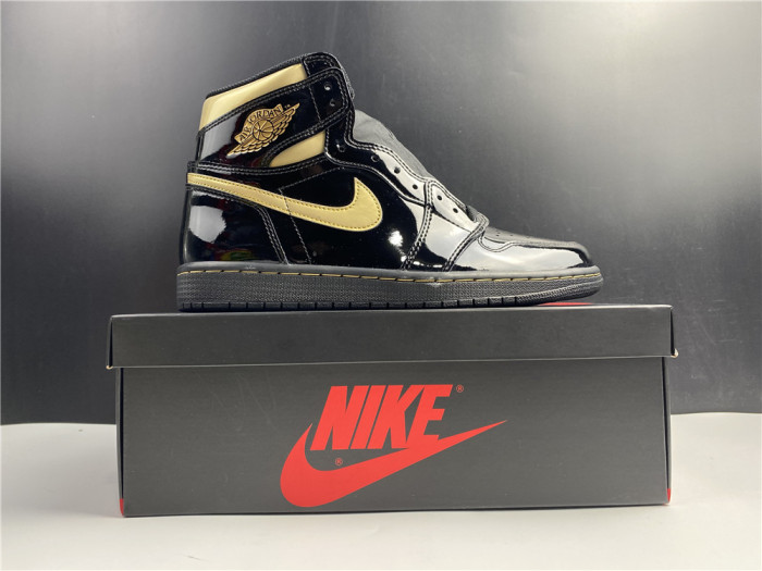 AIR JORDAN 1 RETRO HIGH BLACK METALLIC GOLD (2020) 555088-032 - CCSHOES