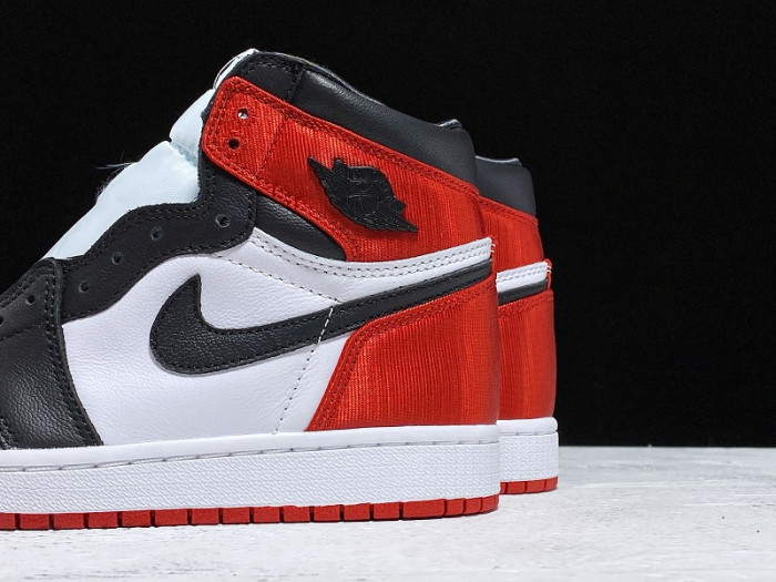 Air Jordan 1 Retro High “Satin Black Toe” CD0461-016 - CCSHOES